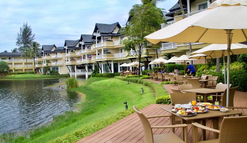 MARKET PLACE BY THE LAGOON